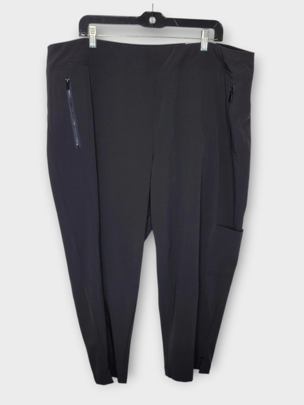 Chicos Zenergy Cropped Cargo Pants US 20 Size 4 Black NEW